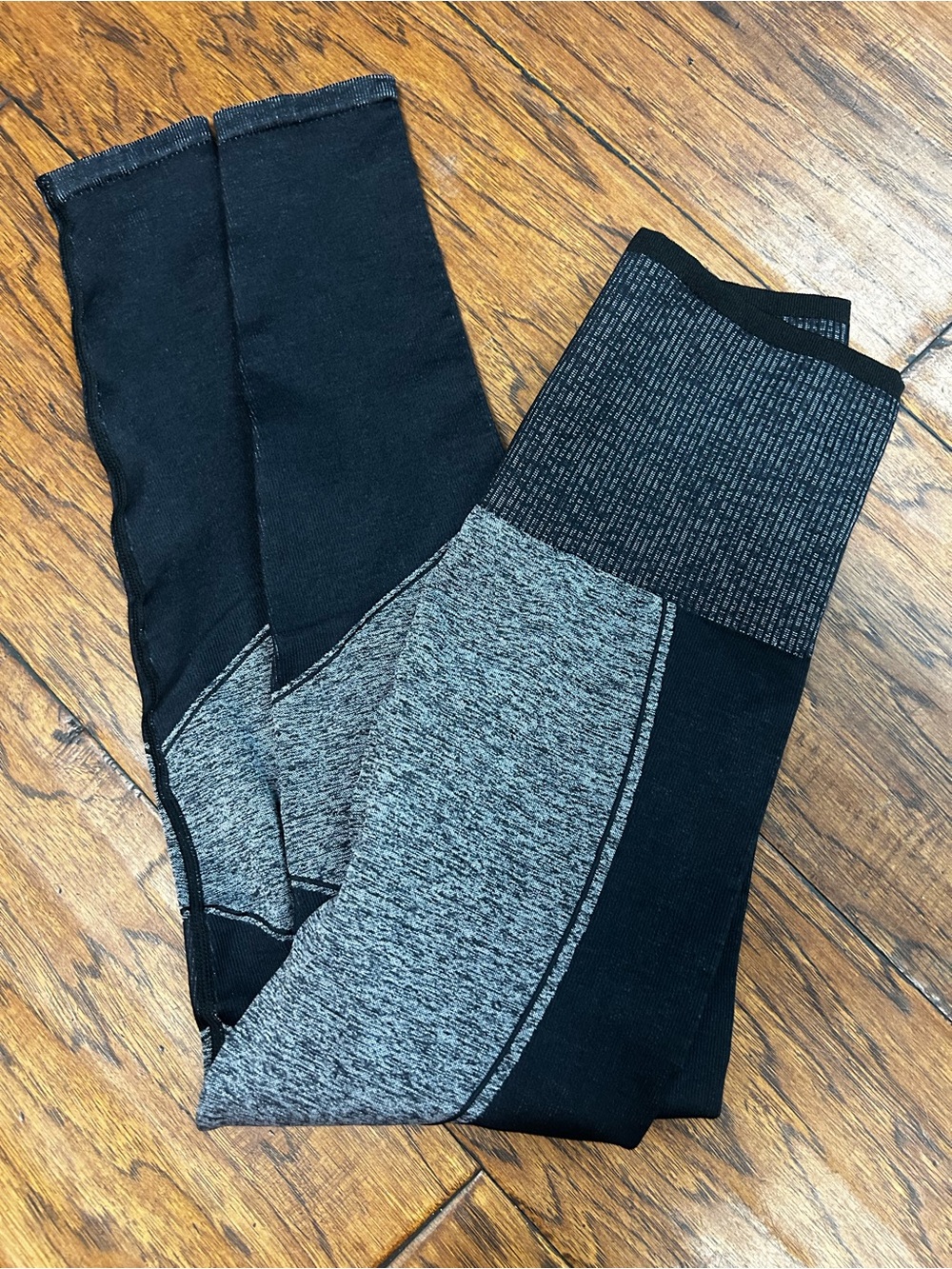 ThirdLove Flex Seamless Compression Leggings Black Gray S gym athleisure sporty
